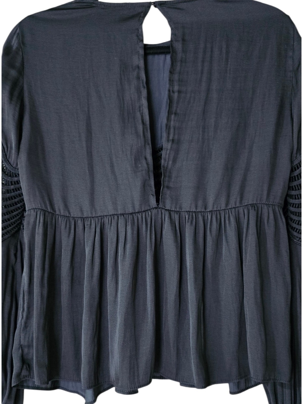 Mustard Seed Black Scoop Neck Blouse with‎ Gentle Gather - Picture 6 of 10